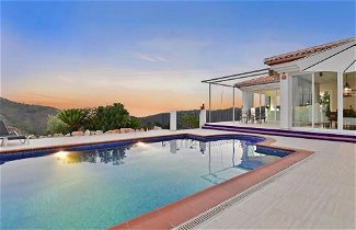 Foto 1 - Villa a Jete con piscina privata