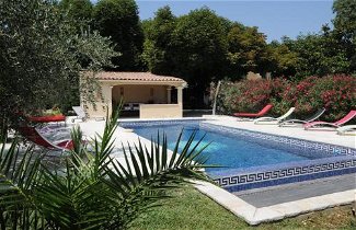 Foto 1 - Apartamento en Eyguières con piscina