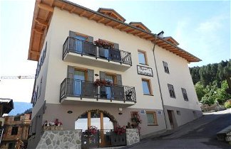 Photo 1 - Aparthotel in Commezzadura with terrace