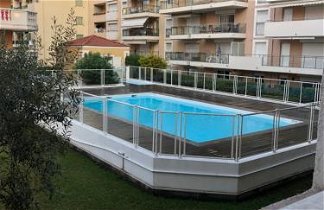 Photo 1 - Apartment in Nice with swimming pool